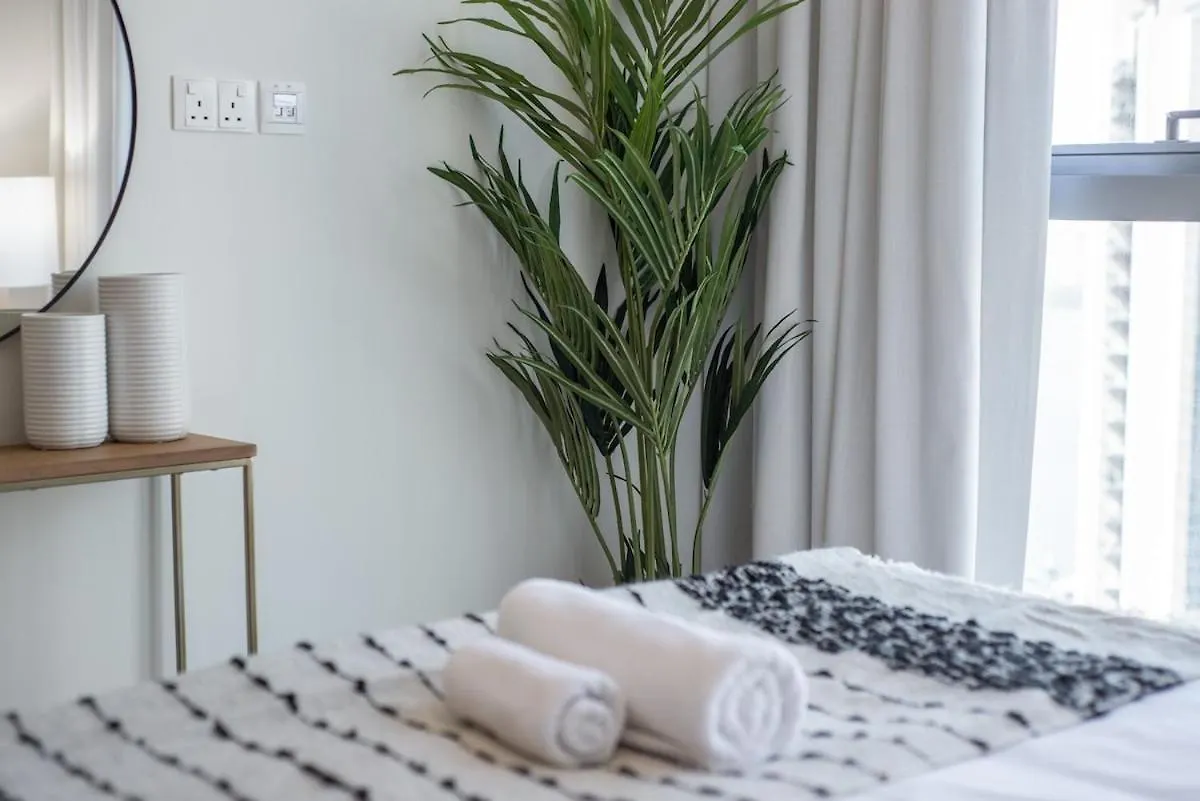 Stylish Cozy 3-Bedroom Apartment With Harbour Views In Dubai Creek Harbour