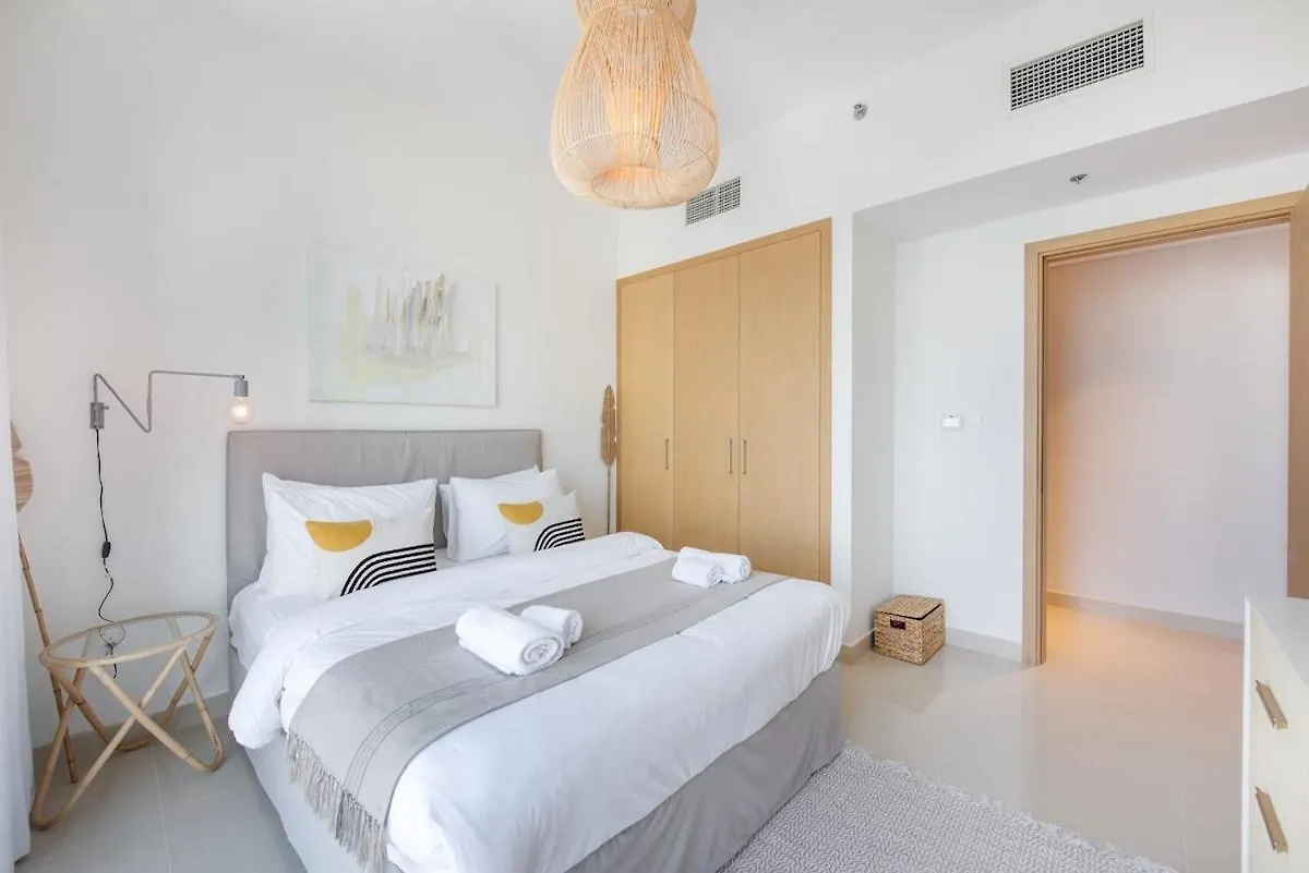 Stylish Cozy 3-Bedroom Apartment With Harbour Views In Dubai Creek Harbour United Arab Emirates