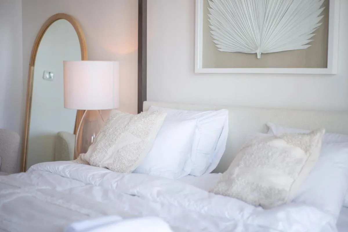 Stylish Cozy 3-Bedroom Apartment With Harbour Views In Dubai Creek Harbour