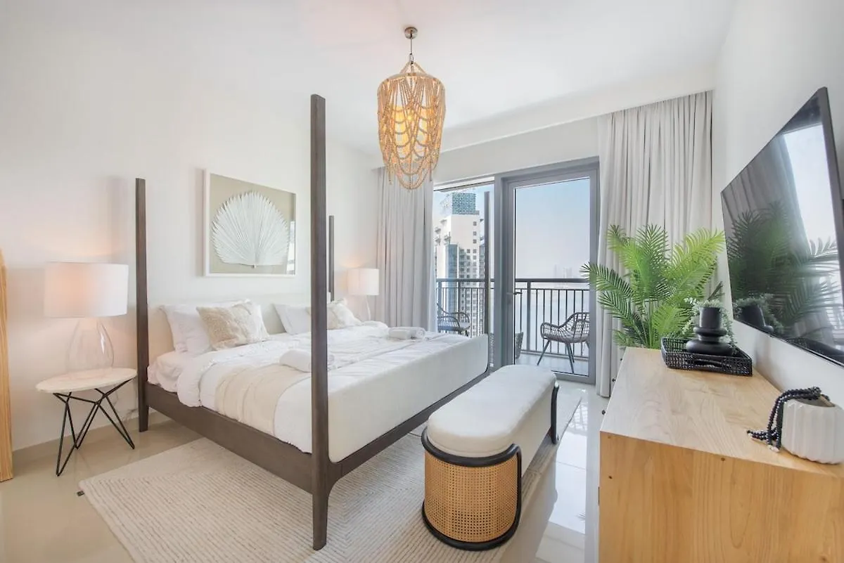 Stylish Cozy 3-Bedroom Apartment With Harbour Views In Dubai Creek Harbour 0*,  United Arab Emirates