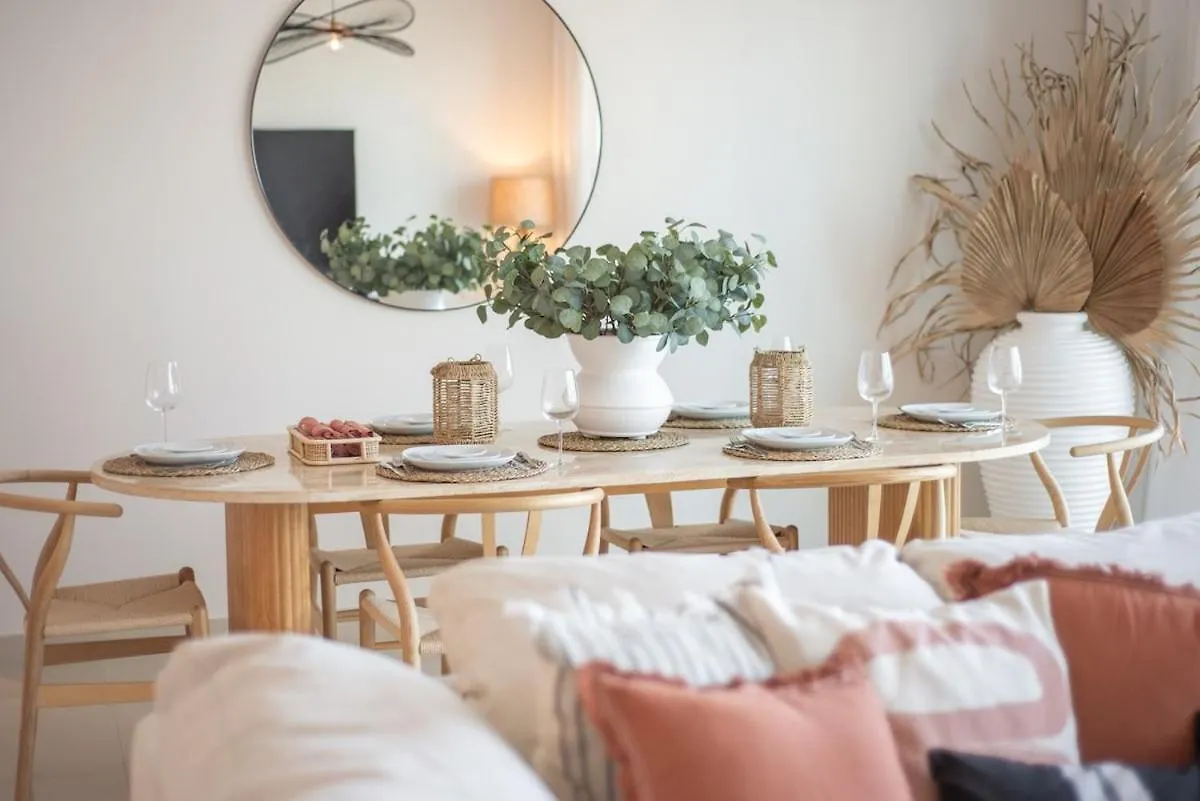 Stylish Cozy 3-Bedroom Apartment With Harbour Views In Dubai Creek Harbour